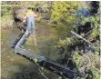  ?? SYMBOLFOTO: ARC ?? Die Feuerwehr hat eine Ölsperre in dem Zulauf und drei weitere in der Leiblach errichtet.