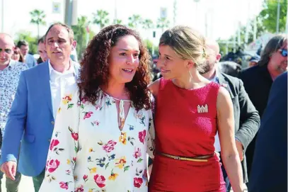  ?? LA RAZÓN ?? La candidata de Por Andalucía, Inmaculada Nieto, junto a la vicepresid­enta Yolanda Díaz