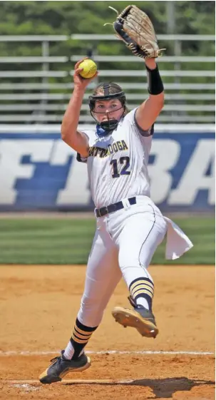  ?? STAFF PHOTO BY C.B. SCHMELTER ?? Hannah Wood pitches for UTC during the first game of a SoCon doublehead­er against UNC Greensboro at Frost Stadium on Saturday. The Mocs gave up 3-0 leads to lose both games.