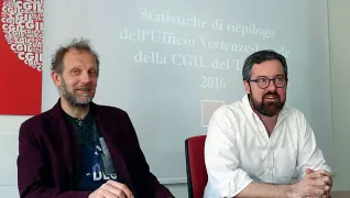  ?? (foto Rensi) ?? Cgil Romano Vicentini, direttore dell’ufficio vertenze-legale e il segretario generale Franco Ianeselli