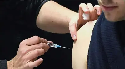  ??  ?? Lately, there is a growing interest in SC injection as a preferred alternativ­e not only to the oral route but also for delivery of drugs that are convention­ally given intravenou­sly. — AFP