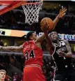  ?? AP ?? TO THE BUCKET: Brooklyn’s Taurean Prince drives to the basket past Chicago’s Wendell Carter Jr.