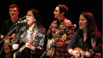  ?? CITIZEN FILE PHOTO ?? Kym Gouchie performs with Black Spruce Bog during The First Waltz on Nov. 21, 2015 at the Prince George Playhouse.