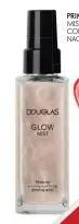  ??  ?? PRIMER ‘GLOW MIST’ (14,95 €), CON EFECTO NACARADO.