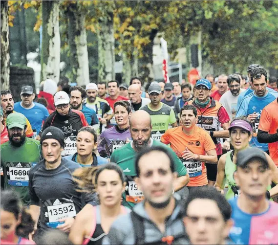  ?? FOTO: UNANUE ?? Felicidad en la organizaci­ón La LIII edición de la Behobia-San Sebastián ha sido catalogada como “la mejor” hasta la fecha