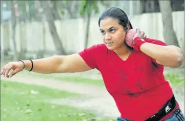  ?? GETTY IMAGES ?? Shotputter Manpreet Kaur will not be able to board the flight to London for the World Championsh­ips after the positive test.