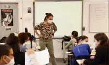  ?? (Photo AFP) ?? La rentrée scolaire approche et les enseignant­s craignent l’apparition de clusters si les règles restent inchangées.