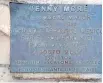  ??  ?? Placa
en honor a Benny Moré.