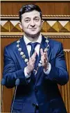  ?? AFP ?? KIEV. El comediante Vo► lodimir Zelenski asumió ayer la presidenci­a de Ucrania.