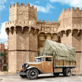  ??  ?? En Valencia los cuadros más importante­s se almacenaro­n en las Torres de Serrano, que fueron reforzadas con una bóveda de hormigón.