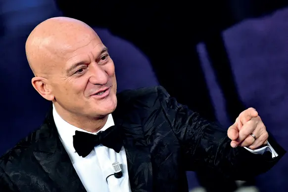  ??  ?? In scena
Claudio Bisio (63 anni) è un comico e un attore. A Bolzano porta in scena uno spettacolo tratto dalle opere dello scrittore e sceneggiat­ore napoletano Francesco Piccolo