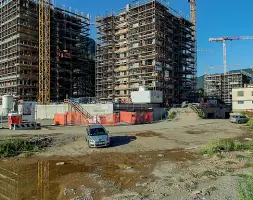  ??  ?? Edilizia Il nuovo quartiere Druso Est, ultima espansione di rilievo in città