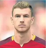  ?? ALBERTO PIZZOLI / AFP ?? El bosnio Erin Dzeko llega del City