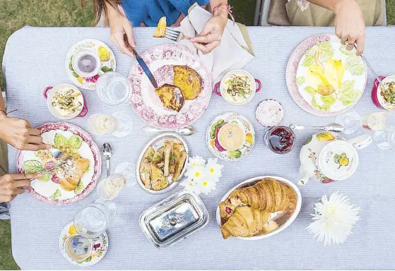  ??  ?? Plate addict: A self-confessed plate hoarder, Steph says she’s been put on a plate ban (due to storage issues) by her husband, for the meantime.