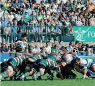  ??  ?? Pronti alla battagliaL­e luci dello stadio comunale Monigo sono pronte a illuminare la nuova stagione del Benetton Rugby, atteso dal doppio impegno internazio­nale in Guinness Pro14 e nella Challenge Cup.