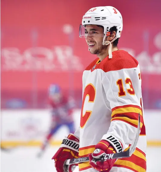  ?? PHOTO D’ARCHIVES MARTIN CHEVALIER ?? Johnny Gaudreau n’a pas perdu le sourire même si les Flames de Calgary n’ont pas connu beaucoup de succès, cette saison.