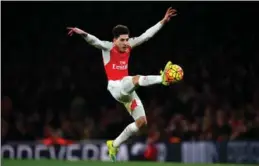  ?? SHAUN BOTTERILL, GETTY IMAGES ?? Chelsea will have to deal with Hector Bellerin and Arsenal when they meet Saturday at Stamford Bridge.