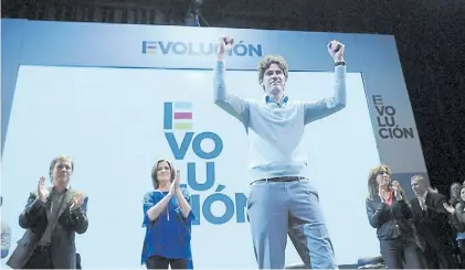  ??  ?? Evolución. Martín Lousteau, candidato a diputado, presentó sus planes junto a los candidatos de su espacio.