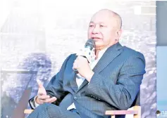  ??  ?? John Woo speaks at the Pingyao Internatio­nal Film Festival.