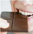  ?? Foto: Franziska Gabbert, dpa ?? In mancher Schokolade haben Tester Öl Rückstände gefunden.