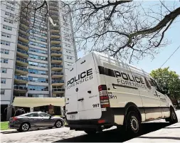  ?? JOHN RENNISON THE HAMILTON SPECTATOR ?? Gladys Little’s two-bedroom apartment at 187 Park St. S. has a balcony, but police are satisfied that was not the point of entry for the killer or killers.