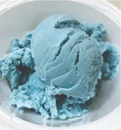  ?? REBECCA ROBBINS / MARS WRIGLEY GLOBAL INNOVATION CENTER ?? Blue ice cream made with the new pigment.