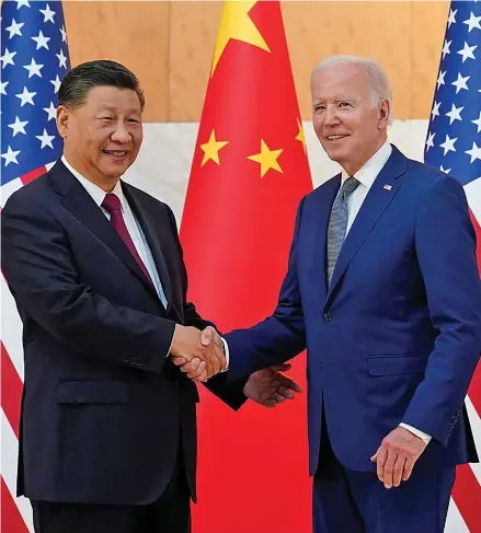  ?? ?? Chinese President Xi Jinping (left) with United States President Joe Biden.