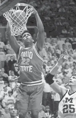  ?? PHOTO ASSOCIATED PRESS FILE ?? Ohio State’s Michael Redd, now involved in community outreach in Columbus, was a star for the Buckeyes and the NBA’S Milwaukee Bucks.