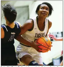  ?? (Special to the NWA Democrat-Gazette/David Beach) ?? Bentonvill­e’s Maryam Dauda verbally committed to Baylor on Sunday. Dauda, a 6-4 junior, averaged 16.6 points, 7.9 rebounds and 2.6 blocked shots per game in leading Bentonvill­e to a Class 6A state co-championsh­ip this season.