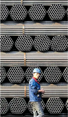  ?? [ Reuters ] ?? In China läuft die Stahlprodu­ktion auf Rekordnive­au.