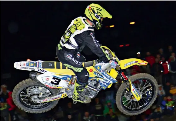  ??  ?? Nicolas Aubin est en tête du SX Tour 450!