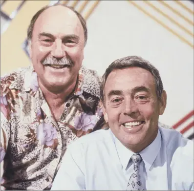  ?? PICTURES: ITV/SHUTTERSTO­CK/PA ?? FOOTBALLIN­G GREAT: Ian St John, right, with Jimmy Greaves on their popular ITV Saint and Greavsie football show and, above left, with his teammates after Liverpool won the FA Cup, after beating Leeds United in the 1965 final, after extra time.