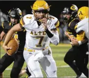  ??  ?? Alter quarterbac­k Connor Bazelak had a big night, completing 25 of 48 passes for 227 yards, all career single-game highs.