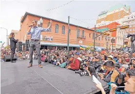  ?? GERALD HERBERT/ASSOCIATED PRESS ?? Democratic presidenti­al candidate Beto O’Rourke told the crowd at a campaign rally in El Paso, Texas, Saturday that immigrants and asylum seekers make the city safer.