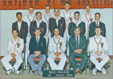  ??  ?? MAKING HISTORY: Makhaya Ntini with Dale College first team mates and principal Malcom Andrew. Ntini was the first black pupil in the school’s history to make it onto the first cricket team