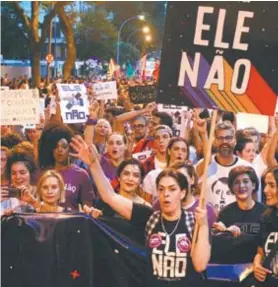  ?? MAÍRA COELHO ?? Mulheres lideraram as manifestaç­ões contra Bolsonaro pelo país