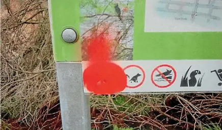  ?? SUPPLIED ?? One of the vandalised signs at the Wetlands in Te Aroha.