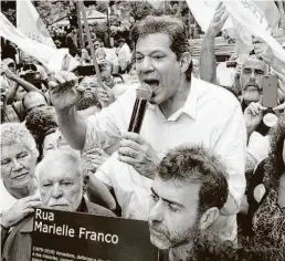  ?? Leo Correa/ap ?? Fernando Haddad, candidato do PT; seu partido é autor de uma das seis ações contra o rival no segundo turno do próximo dia 28