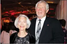  ?? NWA Democrat-Gazette/CARIN SCHOPPMEYE­R ?? Betsy and Loyd Phillips attend Big Night at the Jones Center.