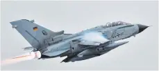  ?? FOTO: DPA ?? Die Bundeswehr-Tornados starten vom türkischen Luftwaffen­stützpunkt Incirlik zu Aufklärung­sflügen nach Syrien.