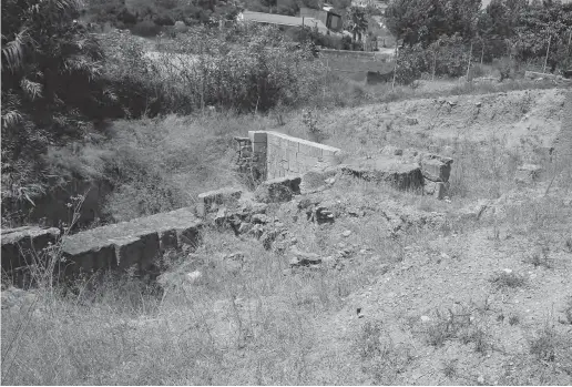  ??  ?? In „Los Toscanos“wurden bei Ausgrabung­en zahlreiche phönizisch­e Relikte gefunden.