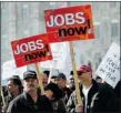  ?? REUTERS FILES ?? A new provincial program will seek out jobless former Aveos workers and try to find them work in Quebec’s aerospace industry.