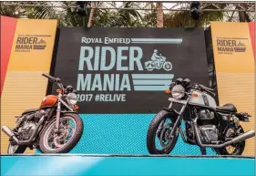  ??  ?? Royal Enfield Intercepto­r 650 (R) and Continenta­l 650.