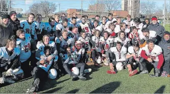  ?? JAMIE BATLEY ?? The Crestwood Mustangs made Shane Oldfield's final game as a high school football coach a victorious one by defeating St. Theresa 25-15 in the COSSA AA senior final in Belleville on Wednesday, securing Oldfield his 16th COSSA title in 19 years at Crestwood.