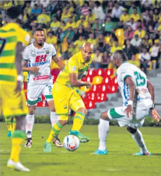  ?? JAIME MORENO ?? Jonathan Estrada (centro), uno de los jugadores que cumplió su contrato y no seguirá en el Atlético.