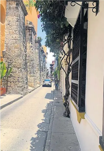  ?? FOTOGRAFÍA­S PAZ CASAS NÓBLEGA ?? CENTRO HISTÓRICO. Las callecitas y los balcones de las casas centenaria­s dejan una postal a cada paso.