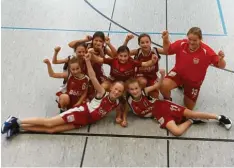  ?? Foto: Roland Schiele ?? Das U12‰Mädchentea­m des TSV Nördlingen in der Bezirksobe­rliga (hinten von links): Louisa Gaugler, Maja Jenewein, Meret Geinitz, Tessa Thudt, Marlen Gerstmeier, Mag‰ dalena Sredl sowie (vorne liegend) Ella Löffler und Johanna Schiele.