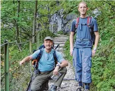  ??  ?? Die Besteigung der Zugspitze wird für Richard und Marc Kohl alle zehn Jahre zu ei nem besonderen Erlebnis.