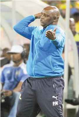 ?? Pictures: Backpagepi­x, Gallo Images ?? PULLING THE STRINGS. Bidvest Wits coach Gavin Hunt, left, and his Mamelodi Sundowns counterpar­t Pitso Mosimane will be looking to get the best out of their troops when they meet in an all-important Absa Premiershi­p clash today.
