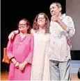 ?? PIC/SOURCED ?? Meghna Srivastava with her parents at her school in Noida on Saturday